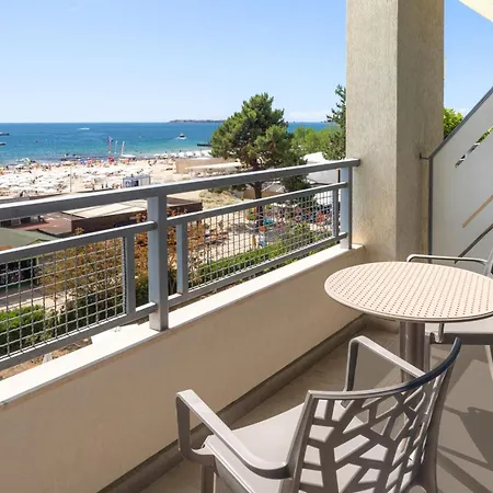 Otel Four Points By Sheraton Sunny 4*