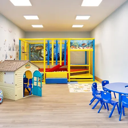 Four Points By Sheraton Sunny فندق