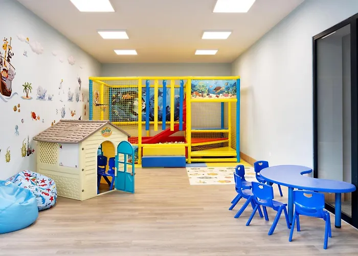 Four Points By Sheraton Sunny ホテル