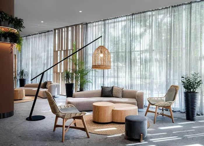 ホテル Four Points By Sheraton Sunny