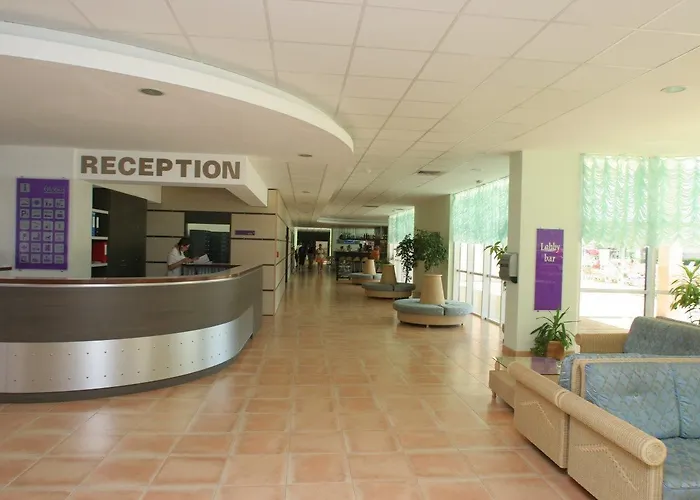 ホテル Four Points By Sheraton Sunny