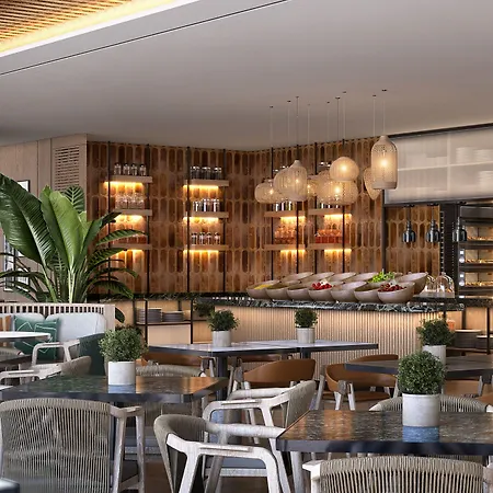 호텔 Four Points By Sheraton Sunny 4*