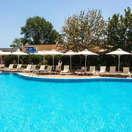 Four Points By Sheraton Sunny 4* ساني بيتش