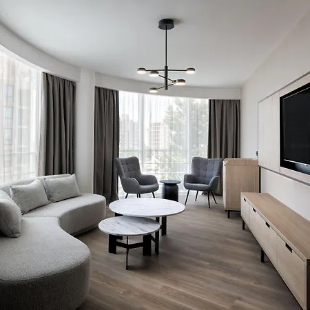 Four Points By Sheraton Sunny 4* ساني بيتش